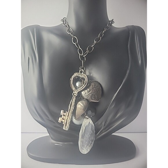 Vintage Necklace Chain Charm Pendants Clear Key Heart Beaded Cluster Jewelry - Picture 1 of 10